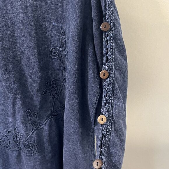 Compliments Women’s Chambray Pullover Embroidered Tunic Top Size XL Blue - Picture 6 of 12